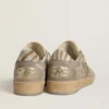 Damen-Modell «Ball Star LTD» aus Wildleder mit Stern aus Metallic-Leder und Fersenlasche aus Zebra-Ponyfell