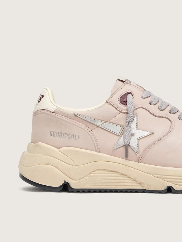 Damen-Running Sole aus puderrosa Leder mit silbernem Stern