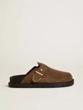 Damen-Sabot «Lucy» aus taubengrauem Wildleder mit goldfarbener Metallschnalle