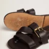 Damen-Sandalen «Margaret» aus schwarzem, harzbeschichtetem Leder