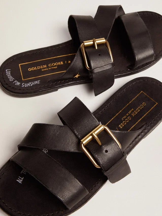 Damen-Sandalen «Margaret» aus schwarzem, harzbeschichtetem Leder