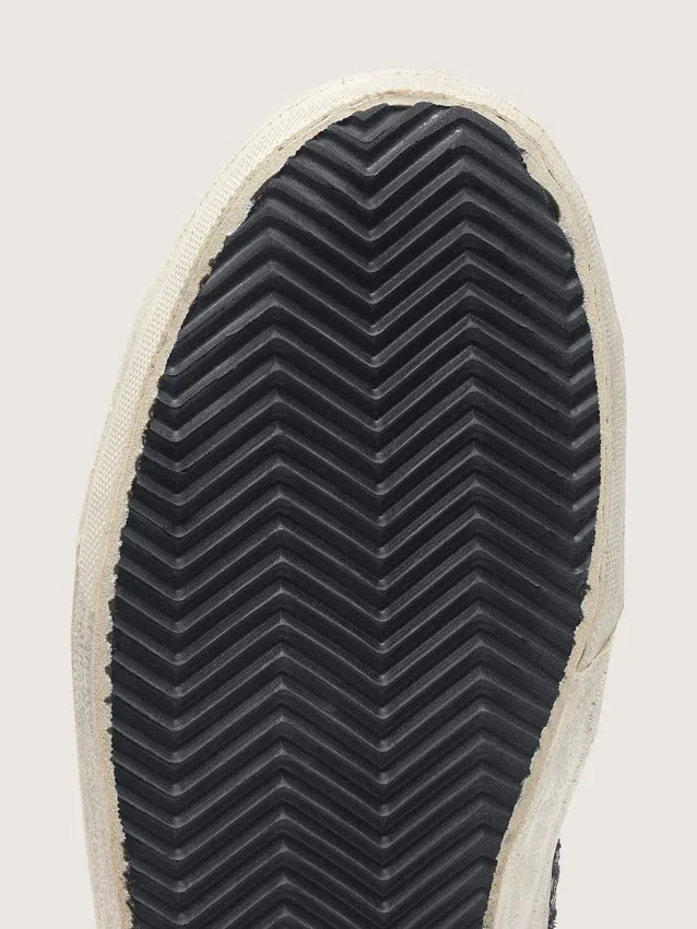 Damen-Slide in Schwarz und Silberglitzer mit Lederstern und Metallic-Akzenten