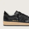 Damen-Sneaker «Ball Star» aus schwarzem Nappa mit schwarzem Glitzerstern und Fersenlasche aus Wildleder