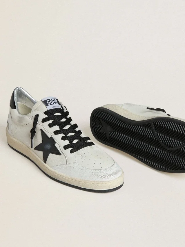 Damen-Sneaker «Ball Star Wishes» aus Nappa mit schwarzem Naplak-Stern und Fersenlasche