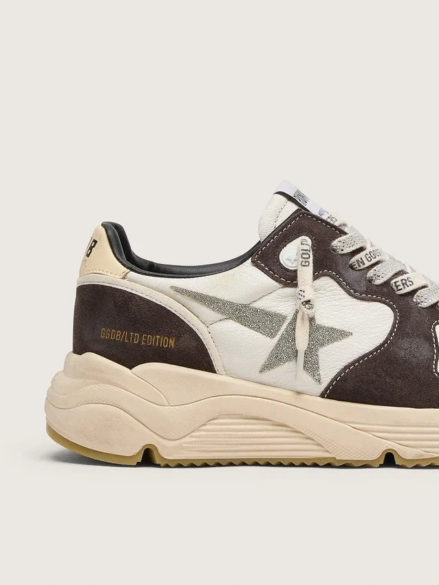 Damen-Sneaker «Running Sole» aus Nappa und braunem Wildleder mit einem Stern aus Swarovski-Kristallen