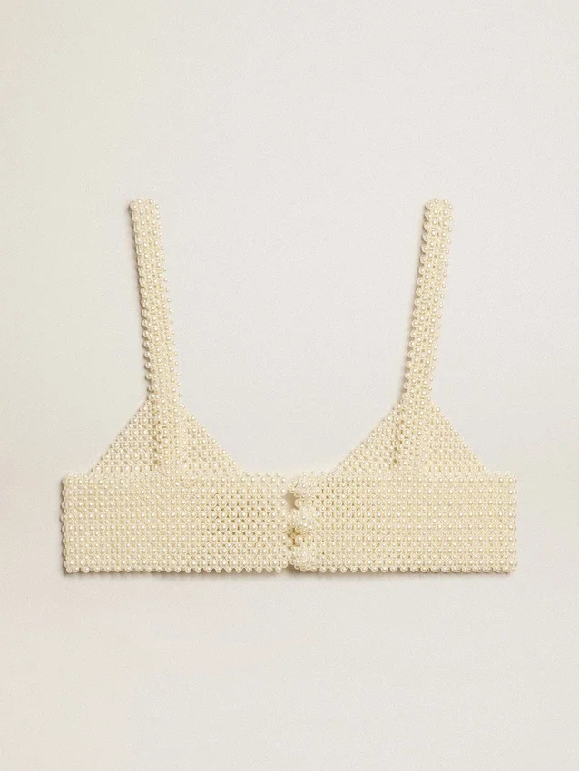 Damen-Top mit Perlenkette