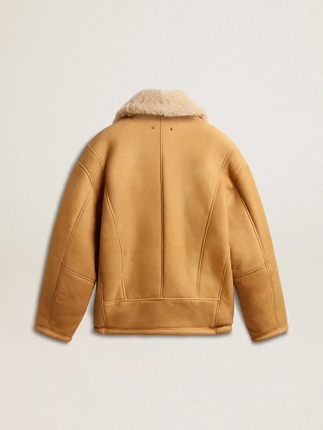 Damenjacke aus Schafsfell mit breitem Shearling-Schalkragen