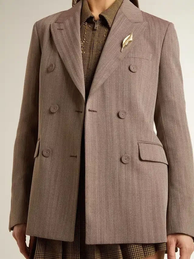 Doppelreihiger Damen-Blazer aus beiger Chevron-Wollmischung