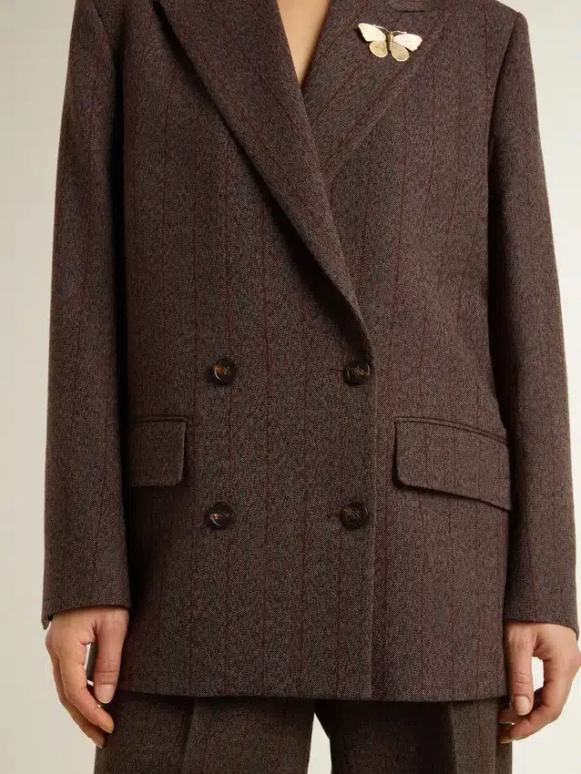 Doppelreihiger Damen-Blazer aus dunkelbrauner Wolle mit feinem Streifenmuster