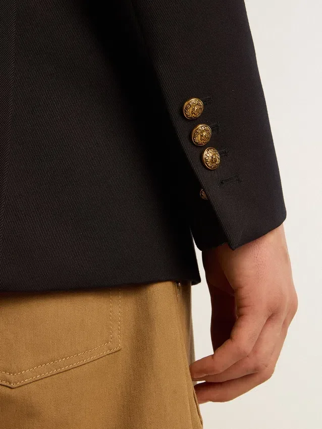 Doppelreihiger Herren-Blazer in Dunkelblau