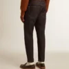 Dunkelblaue Herrenjeans aus One-Wash-Denim