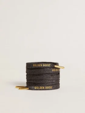 Dunkelgraue Lurex-Schnürsenkel mit kontrastierendem goldenem Logo