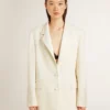 Einfädige Oversize-Jacke in Weiss mit Seidenoptik und Stickerei