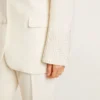 Einfädige Oversize-Jacke in Weiss mit Seidenoptik und Stickerei