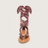 Flache Damensandalen mit burgunderrotem Paisley-Muster und Schmuckdetail