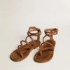 Flache Penelope-Sandalen für Damen aus tabakfarbenem Leder mit Wildledersohle