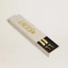 Gelbe Baumwollschnürsenkel mit kontrastierendem goldfarbenem Logo