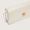 Gioia-Tasche aus butterfarbenem, genarbtem Leder mit goldenen Details