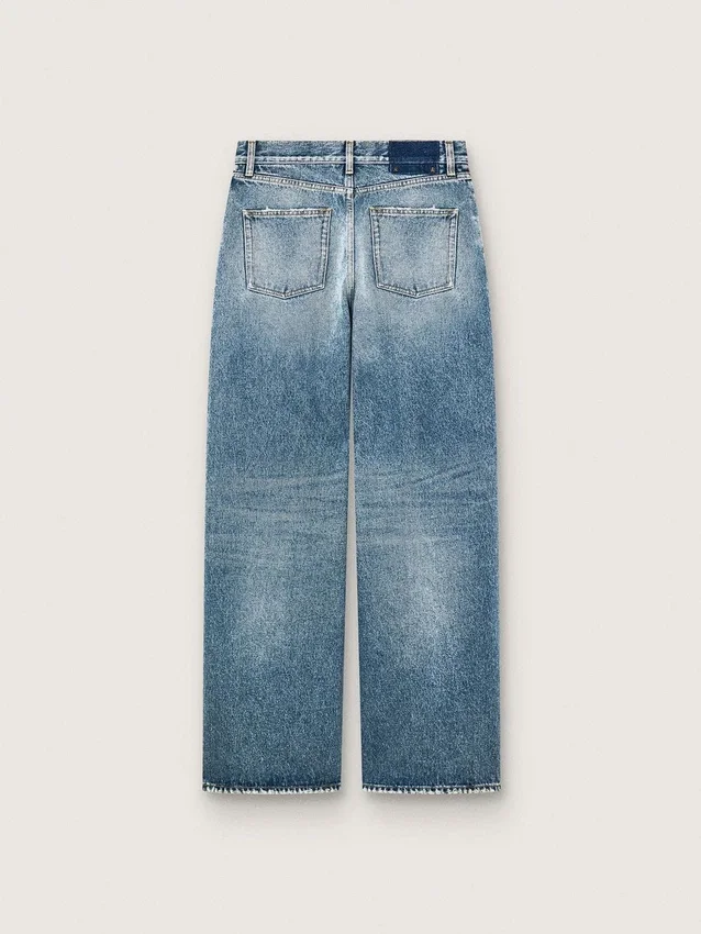 Goldene Boyfriend-Jeans für Damen aus hellblauem, stonewashed Denim