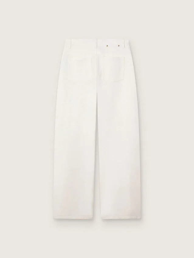 Goldene Boyfriend-Jeans für Damen aus optisch weissem Bull-Denim
