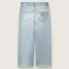 Goldene Jungenjeans aus hellblauem Denim mit gesticktem Logo