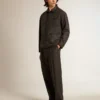 Grau melierte Wolljacke mit Knopfverschluss