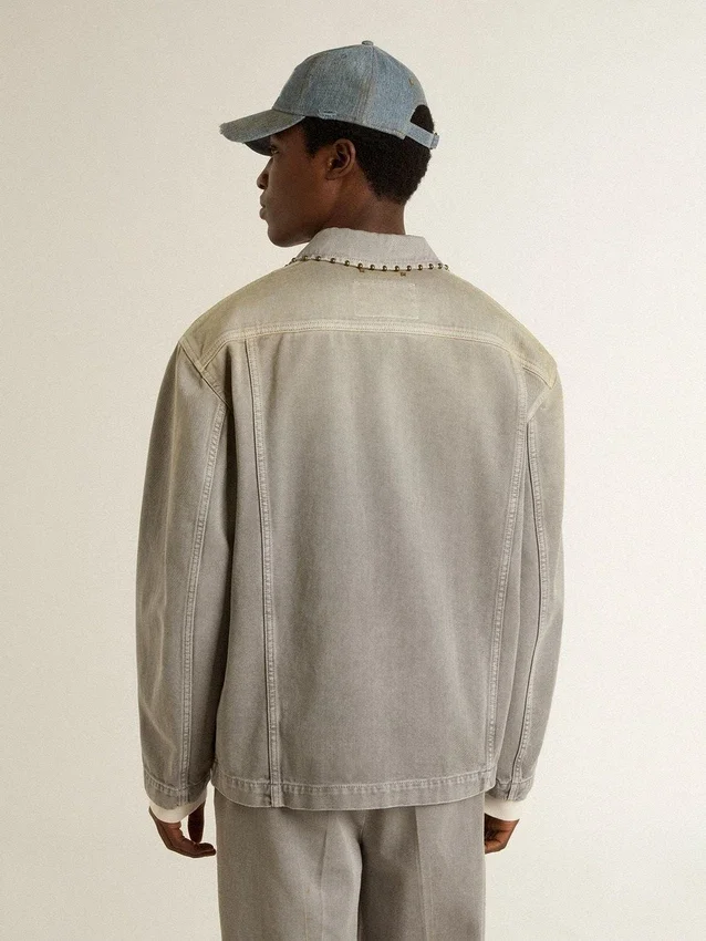Graue Herren-Jeansjacke mit Nieten