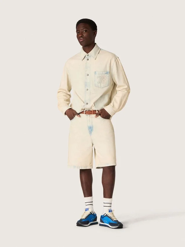 Bermudashorts für Herren aus hellem, sandfarbenem Denim