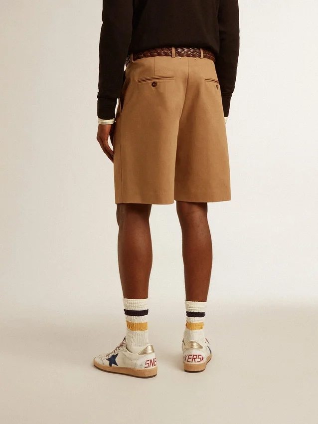 Herren-Bermudashorts aus beiger Baumwolle