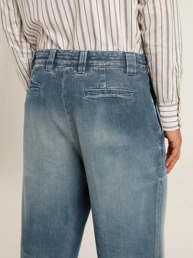 Herren-Denim-Chinos mit Used-Look-Details