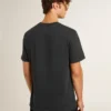 Herren-Hemd aus Baumwolle in Used-Black mit Aufdruck auf der Vorderseite