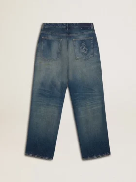 Herren-Jeans in lockerer Passform und mittlerer Waschung zum chinesischen Neujahr