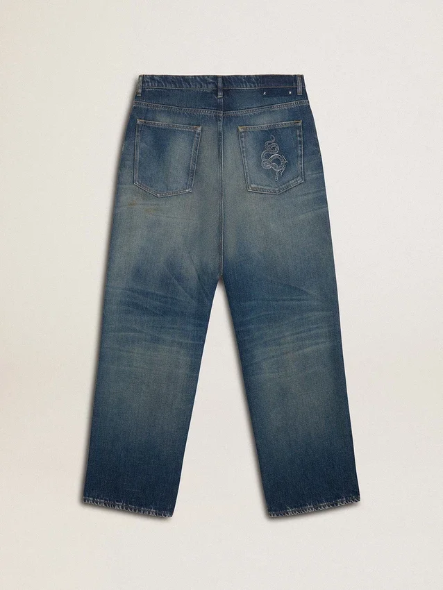 Herren-Jeans in lockerer Passform und mittlerer Waschung zum chinesischen Neujahr