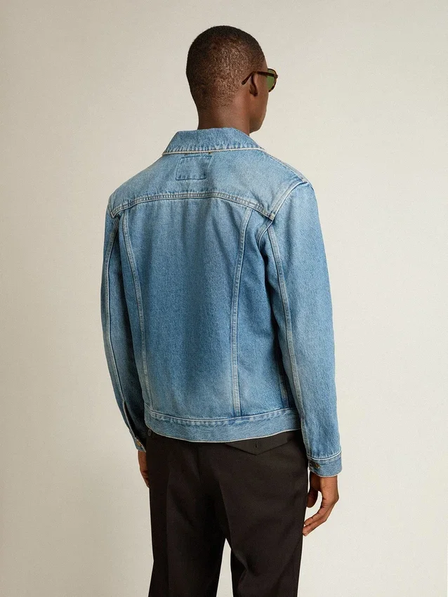 Herren-Jeansjacke mit mittlerer Waschung