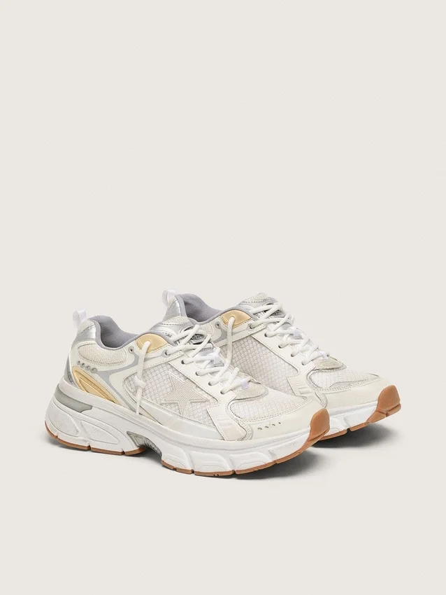 Herren-Lightstar aus weissem Leder und Mesh mit abgenutzt-weissem Stern