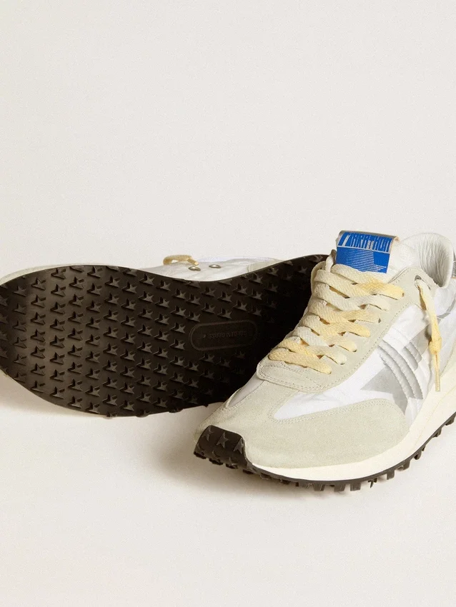 Herren-Marathon mit weissem Nylon-Obermaterial und silbernem Stern