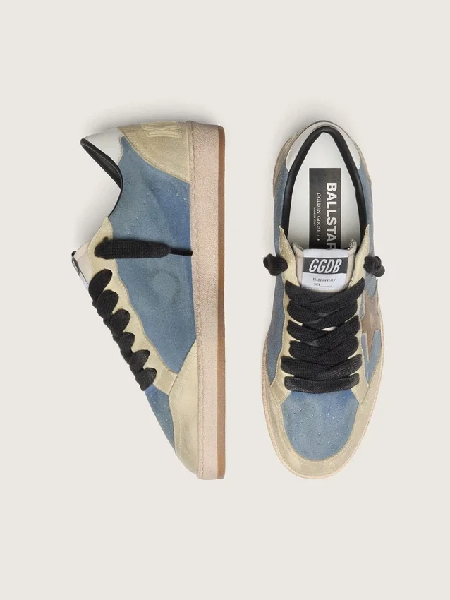 Herren-Modell «Ball Star LTD» aus denimblauem Wildleder mit metallisch-goldenem Lederstern