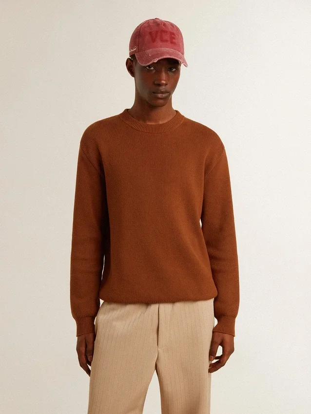 Herren-Pullover mit Rundhalsausschnitt und Logo auf dem Rücken
