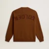 Herren-Pullover mit Rundhalsausschnitt und Logo auf dem Rücken