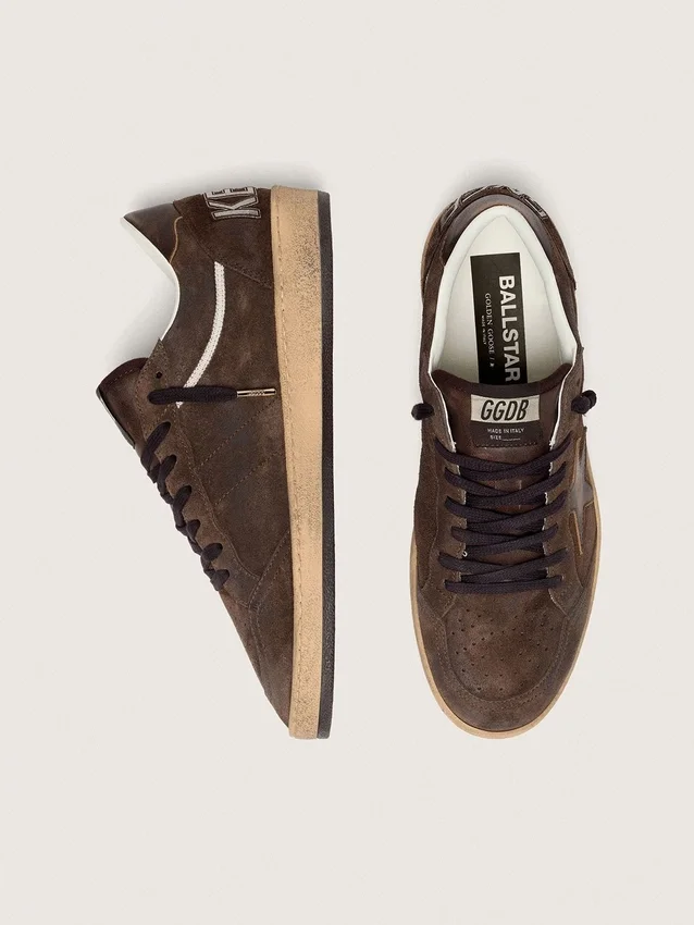 Herren-Sneaker «Ball Star» aus braunem Wildleder mit braunem Lederstern und Fersenlasche