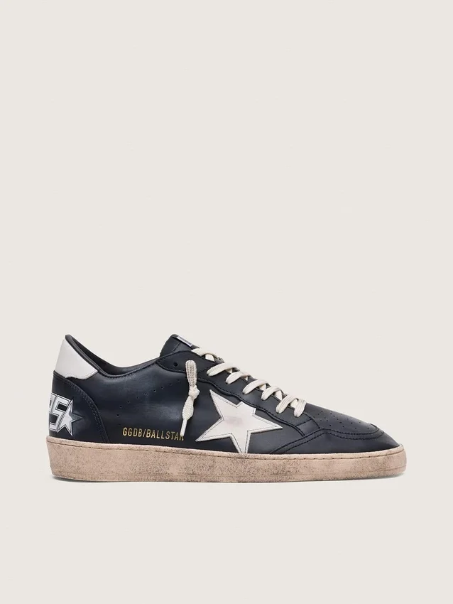 Herren-Sneaker «Ball Star» aus schwarzem Nappa mit weissem Lederstern und Fersenlasche
