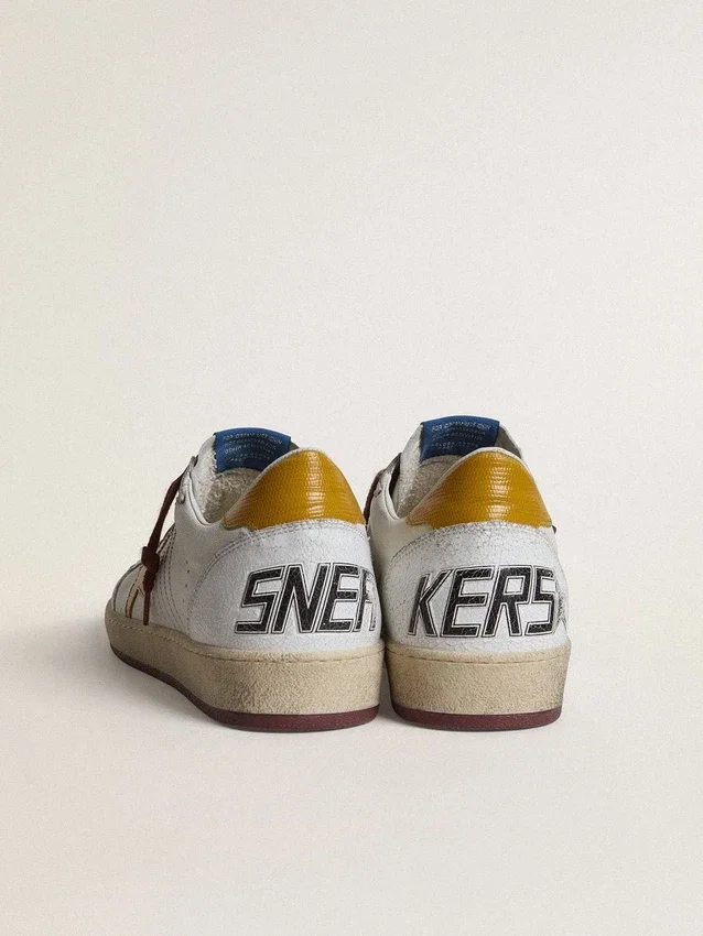 Herren-Sneaker «Ball Star» aus weissem Nappaleder mit gelbem Lederstern im Animal-Print und Fersenlasche