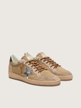Herren-Sneaker «Ball Star LTD» aus tabakfarbenem Wildleder mit silbernem Stern