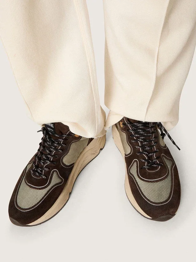 Herren-Sneaker mit Running Sole aus Nylon und Wildleder mit aufgedrucktem Stern und Fersenlasche aus Leder