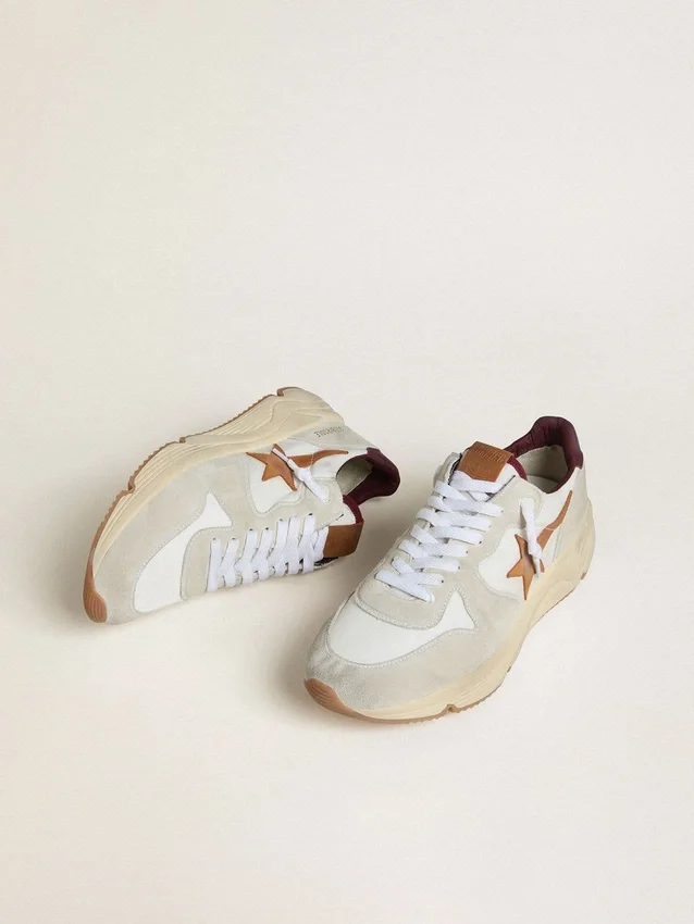 Herren-Sneaker mit Running Sole aus Nylon und Wildleder mit braunem Lederstern und burgunderroter Lederlasche an der Ferse