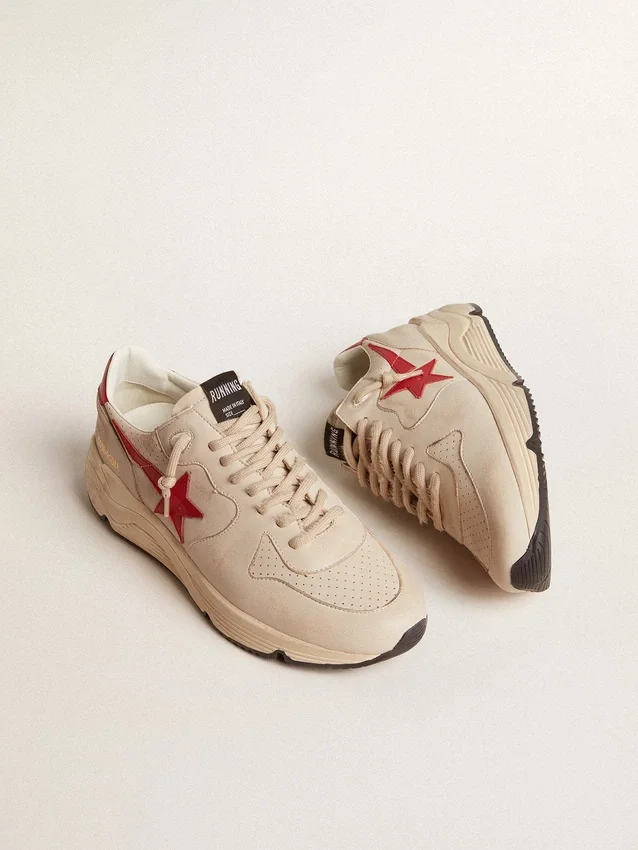 Herren-Sneaker «Running Sole» aus grauem Nappaleder «Morn» mit rotem Nappaleder-Stern und Fersenlasche
