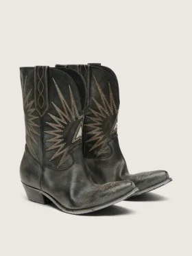 Herren-Stiefel «Wish Star» in schwarzem Leder mit silbernem Stern