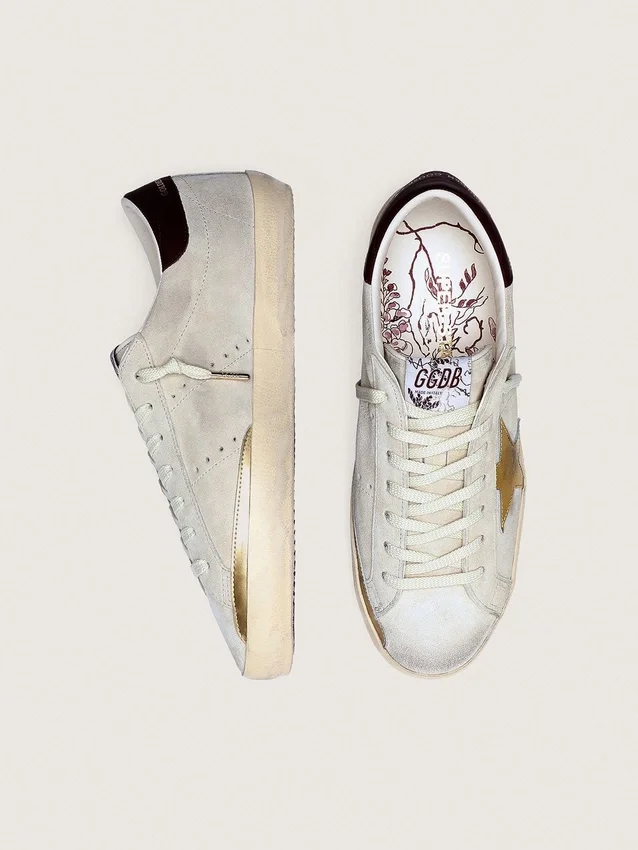 Herren-Super-Star CNY aus elfenbeinfarbenem Wildleder mit Stern aus Metallic-Leder und Fersenlasche aus Leder