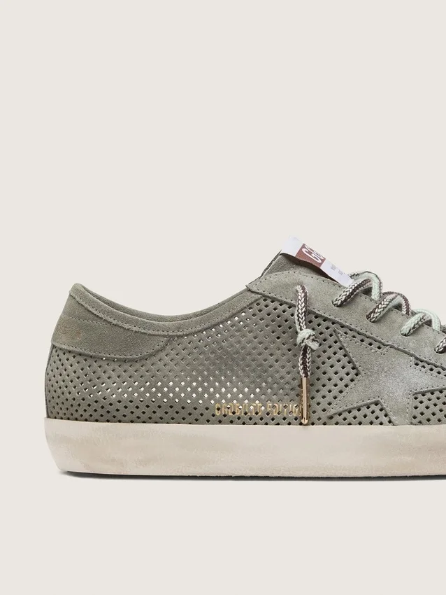 Herren-Super-Star LTD aus grünem, perforiertem Wildleder mit passendem Stern aus Wildleder