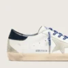 Herren-Super-Star LTD aus weissem Leder mit Stern aus Wildleder und Fersenlasche aus blauem Leder